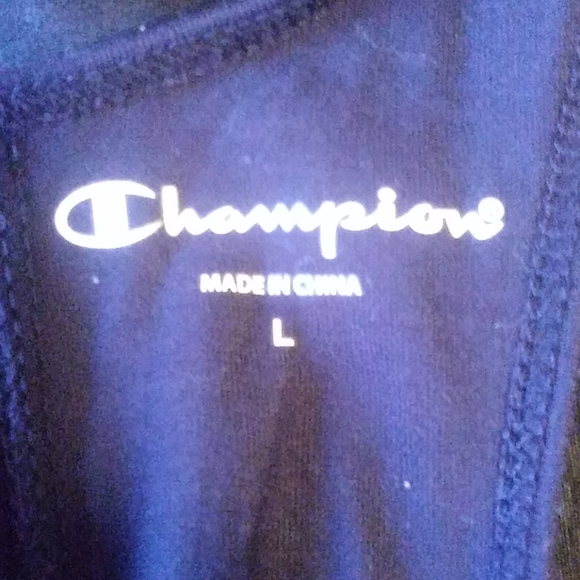 2 shirts 5 for $25 item - Picture 4 of 5